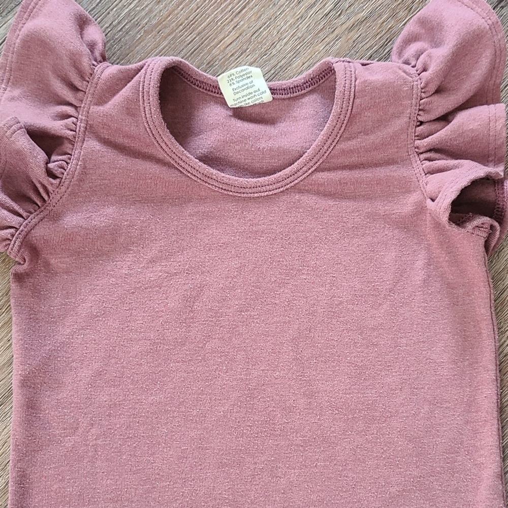 Lulu and roo fluter top 3T plum color